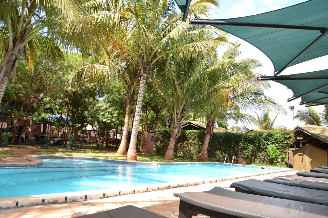 Impala Safari Lodge Voi Exterior photo