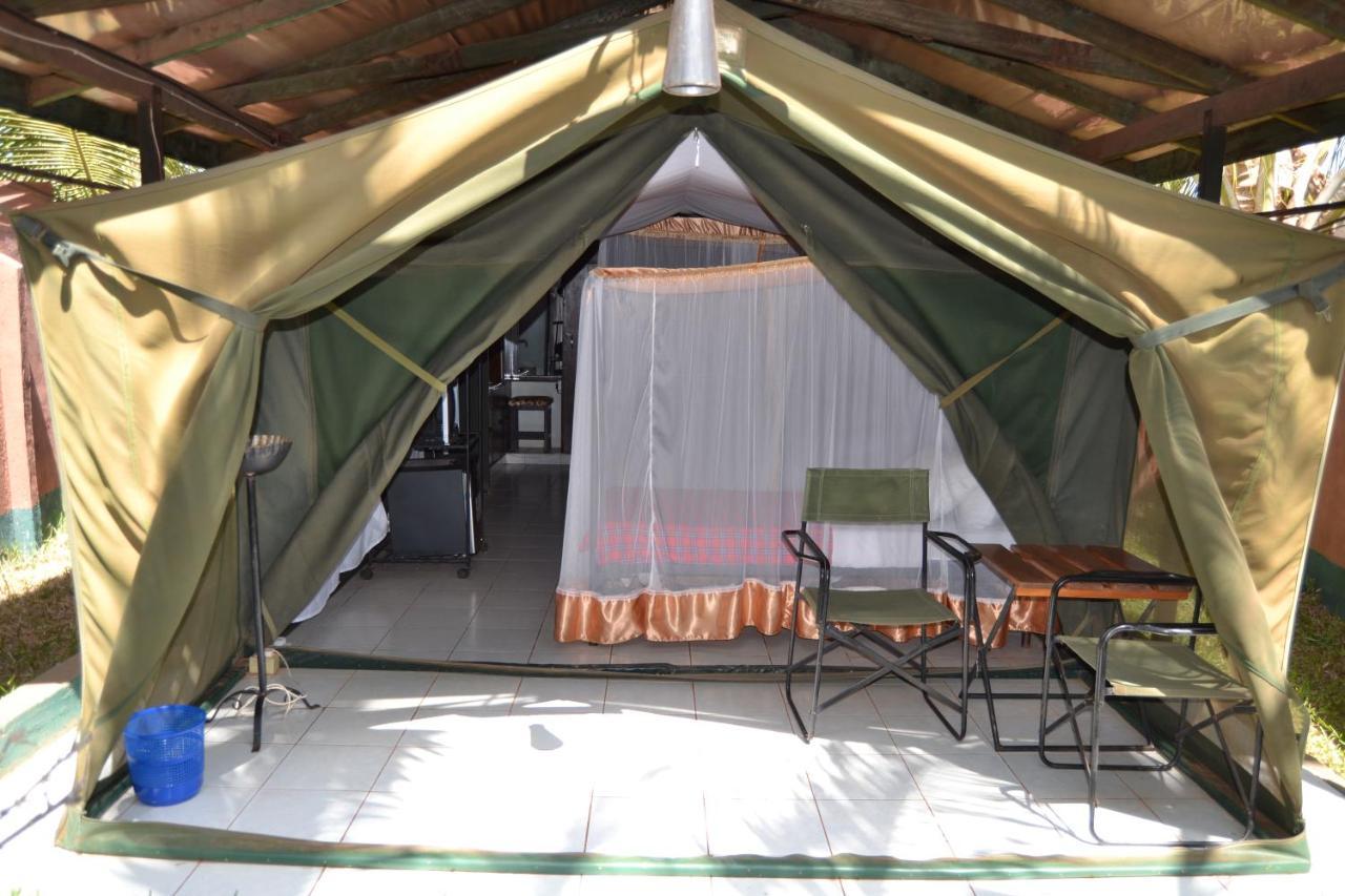 Impala Safari Lodge Voi Exterior photo